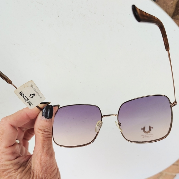 TRUE RELIGION  $125LADIES LARGE PURPLE GRADIENT UVA/UVB SUNGLASSES NWT main image 7